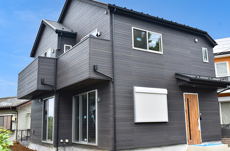 外壁の特徴や色を決めるときのポイントを紹介 おしゃれなデザインや汚れにくい素材にも注目 Tanosumu たのすむ 外壁の特徴や色を決めるときのポイントを紹介 おしゃれなデザインや汚れにくい素材にも注目 Tanosumu たのすむ