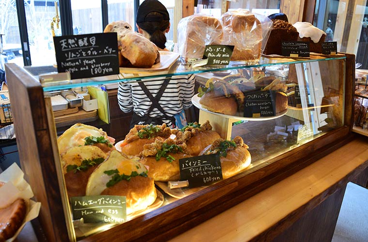 【姫路】「BAKERY 燈 LAMP(ランプ)」の姉妹店 おしゃれなカフェ「café SOL(ソル)」がオープン！ TANOSU [タノス