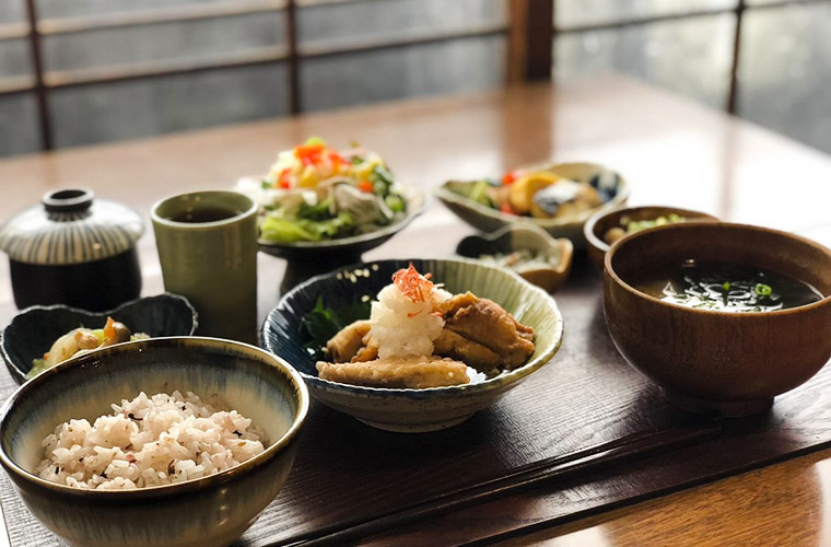 【加古川】古民家カフェ「空箱(そらばこ)」で野菜たっぷりのランチと自家製スイーツを♪