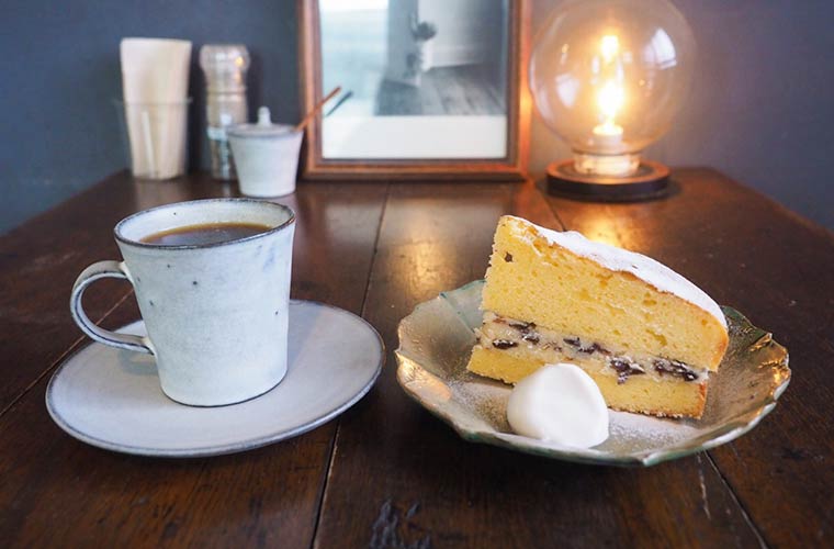 加古川 Toukokuu Cafe トウコクウカフェ で世界のお菓子とともに静かなお一人様タイムを Tanosu タノス 兵庫県はりまエリアの地域情報サイト