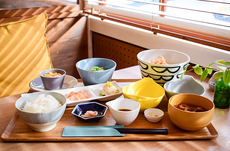 【宍粟】「バードマン」で播州百日どりを使った焼き鳥とへぎそばを堪能♪クラフトビールとペアリングも