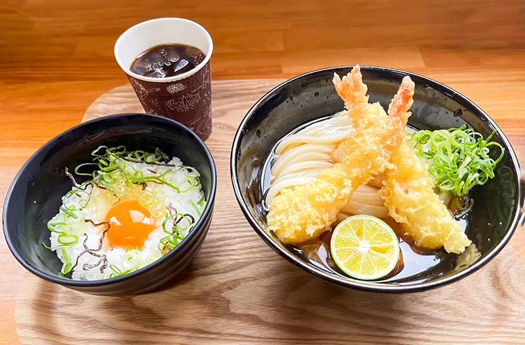 【加西】「がいな製麺所」行列必至の本格讃岐うどん専門店！地元コラボの卵かけご飯も