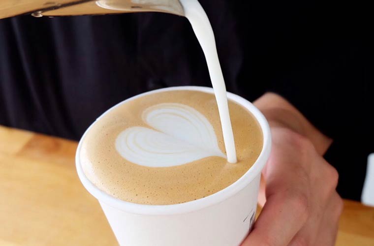 ※複製 イベント出店で人気のコーヒー屋「Hi,Coffee.」がピオレ姫路に登場！