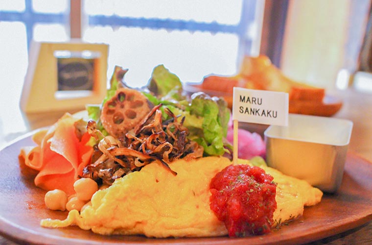 【閉店】週2日営業の古民家カフェ「MARUSANKAKU」モーニングもランチも野菜尽くし♪