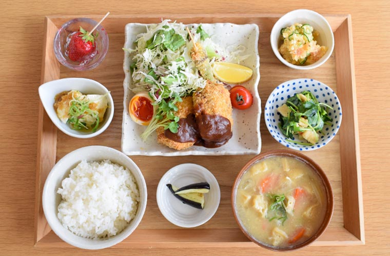 【加古川】野菜たっぷりランチが人気の「加古川食堂」！テイクアウト弁当や夏季限定のかき氷も♪