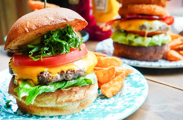 【加古川】「ヒロモバーガー」が神戸から東加古川に移転オープン！鉄板焼き職人が作るグルメバーガーを