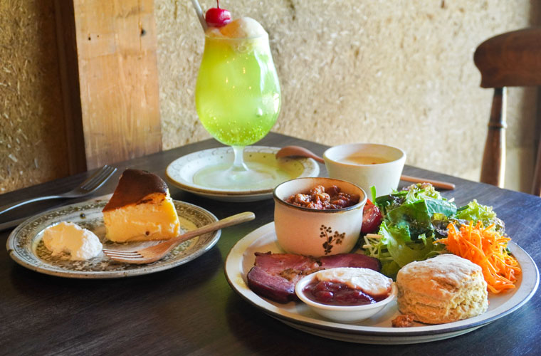 【三木】「ころは-うつわと道具と喫茶室-」がリニューアル♪ランチやカフェメニューが豊富に