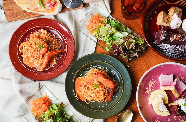 【姫路】「アイミーカフェ」パティシエ手作りのスイーツを“わんこ蕎麦スタイル”で♪夏はかき氷も