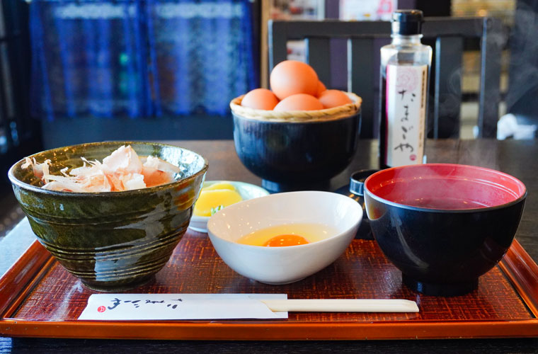 【姫路】「たまごや」姫路城前の行列ができる卵かけご飯専門店！卵もご飯もおかわり自由で好きなだけ♪