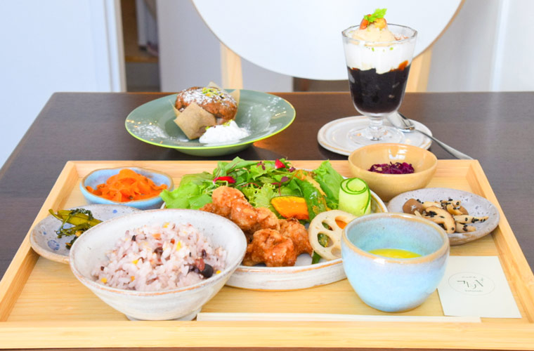 【姫路】「cafeコトナキ」オープン！野菜たっぷりのヴィーガンランチや自家製スイーツが自慢♪