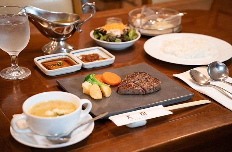 【姫路】「ステーキ＆セイロンカレー 大樹」“一度食べたら忘れられない”特別な一皿を