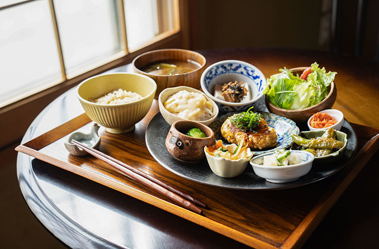 【神戸】「VEGAN CAFE喜雨(きう)」移転オープン！古民家で味わう体思いのヴィーガンランチ