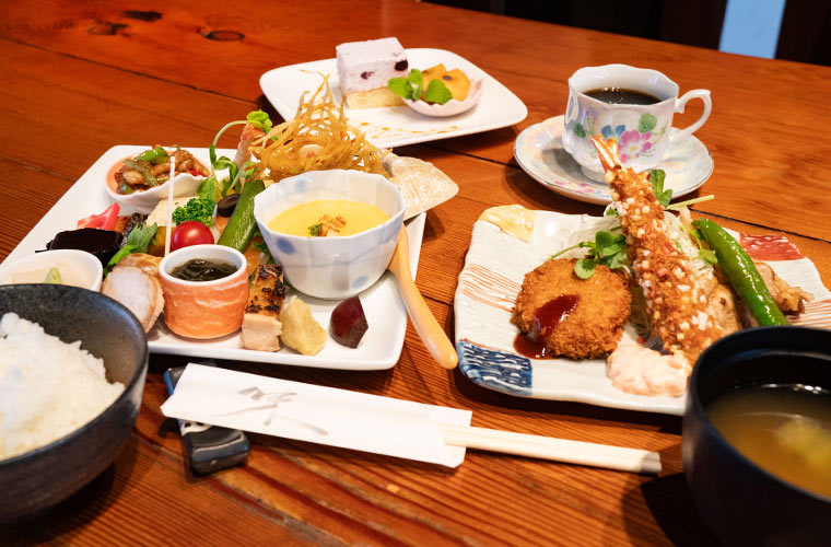 【三木】創作料理　「竹とんぼ」手づくりのぬくもりが伝わる、心も体も満たすランチを