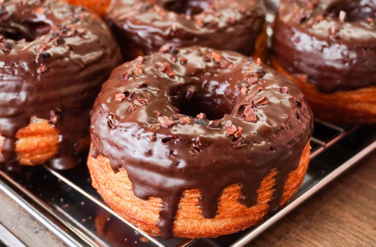 【姫路】「TRUFFLE DONUT」からサクッと新食感な「フレーキードーナツ」が登場♪