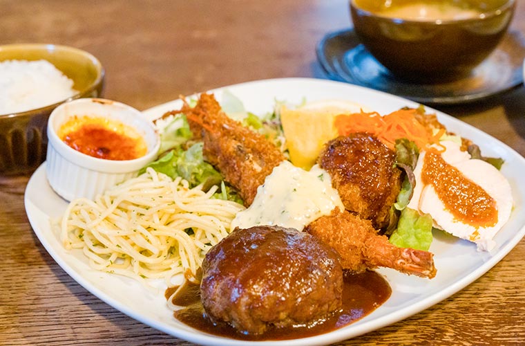 【多可町】「古時計」40年以上続く老舗の洋食喫茶♪昔ながらのこだわり洋食ランチが人気