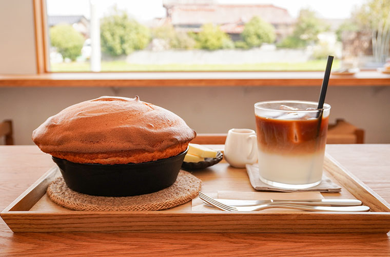 【小野】「お菓子のしごと」がカフェにリニューアル！予約限定の焼き立てパンケーキがインスタ映え♪