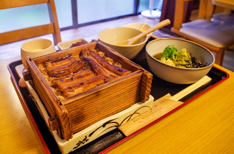 【高砂】「そらまめ」炭火香る『穴子せいろ蒸し』が絶品！風情あふれる和食店