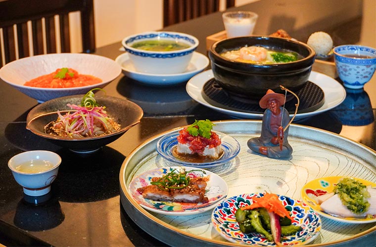 【姫路】予約の取れない中華料理店「四畳飯店」昼はランチコース、夜はアラカルトを満喫