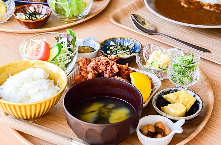 【姫路】「お母さんの台所あいうえお」40年間作り続けた、毎日食べたくなる“おうちごはん”